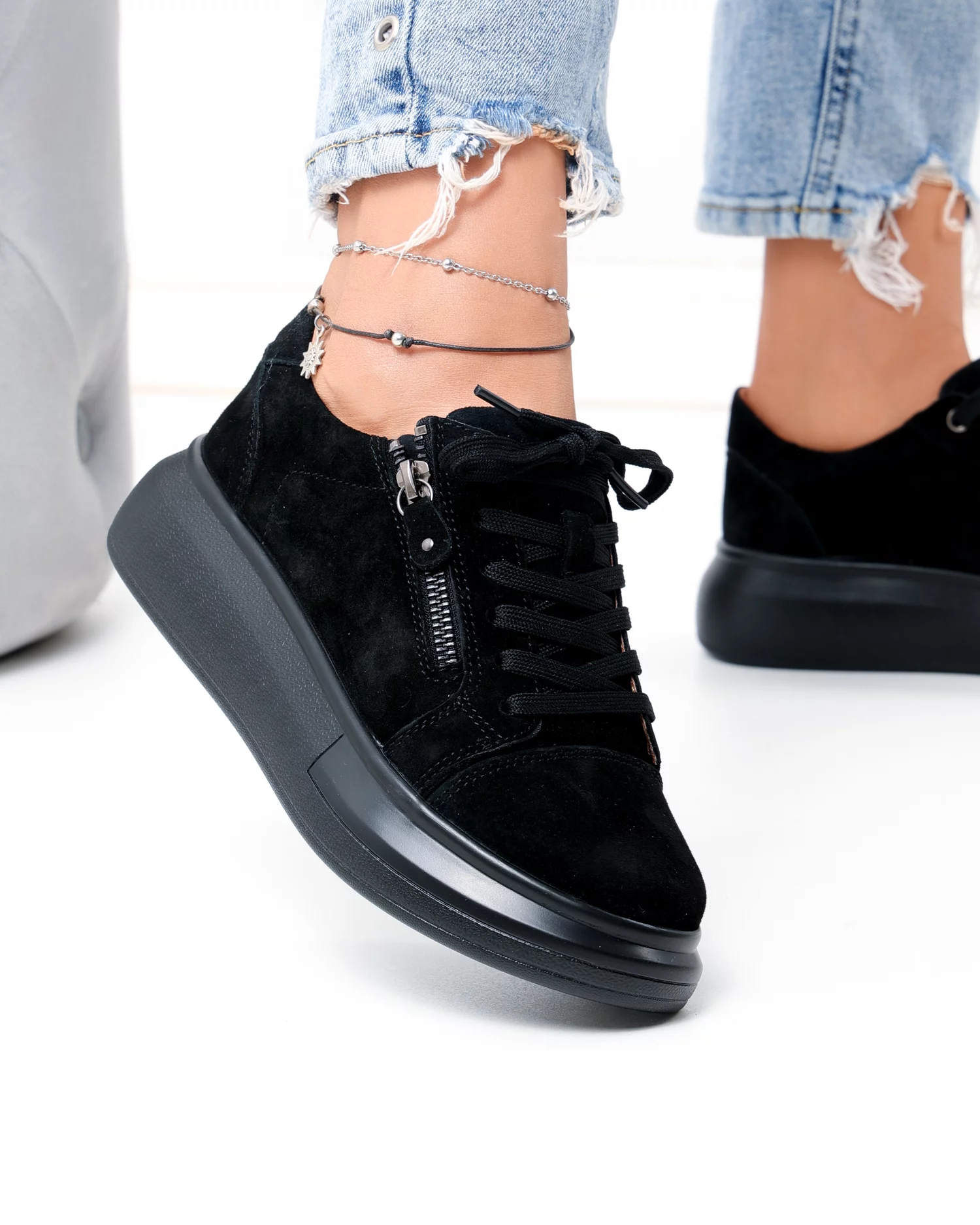 pantofi-casual-dama-piele-naturala-intoarsa-negri-cu-sireturi-si-fermoar-lateral-f002-651-103516-2.webp
