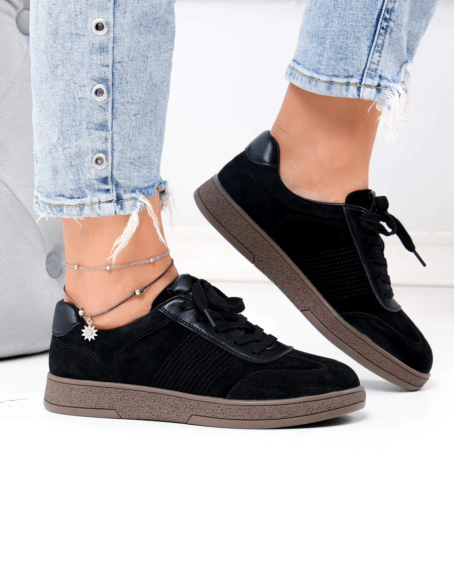 pantofi-casual-dama-piele-naturala-intoarsa-negri-cu-varf-rotund-f001-969-103423-2.webp