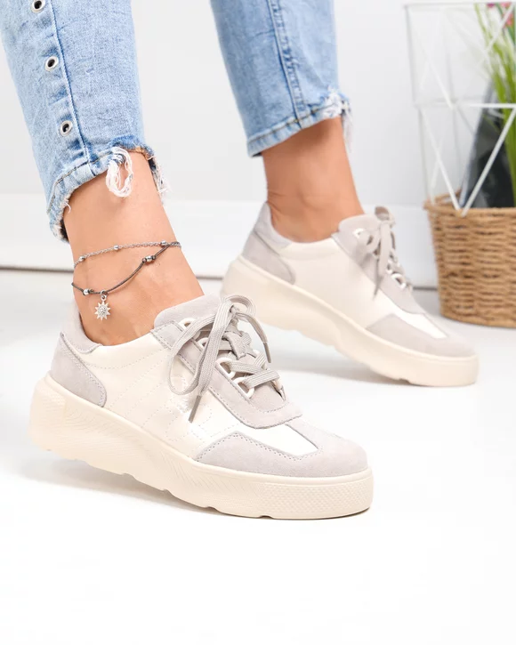 Pantofi casual dama piele naturala intoarsa si lacuita bej F002-538