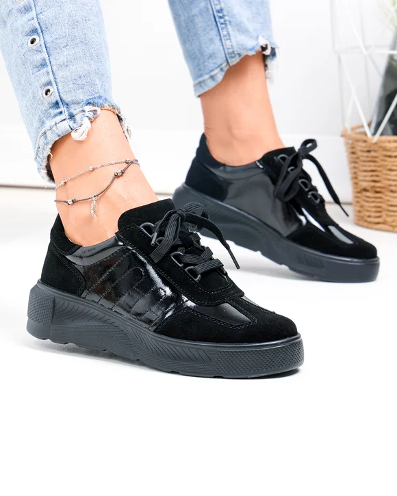 Pantofi casual dama piele naturala intoarsa si lacuita negri F002-538