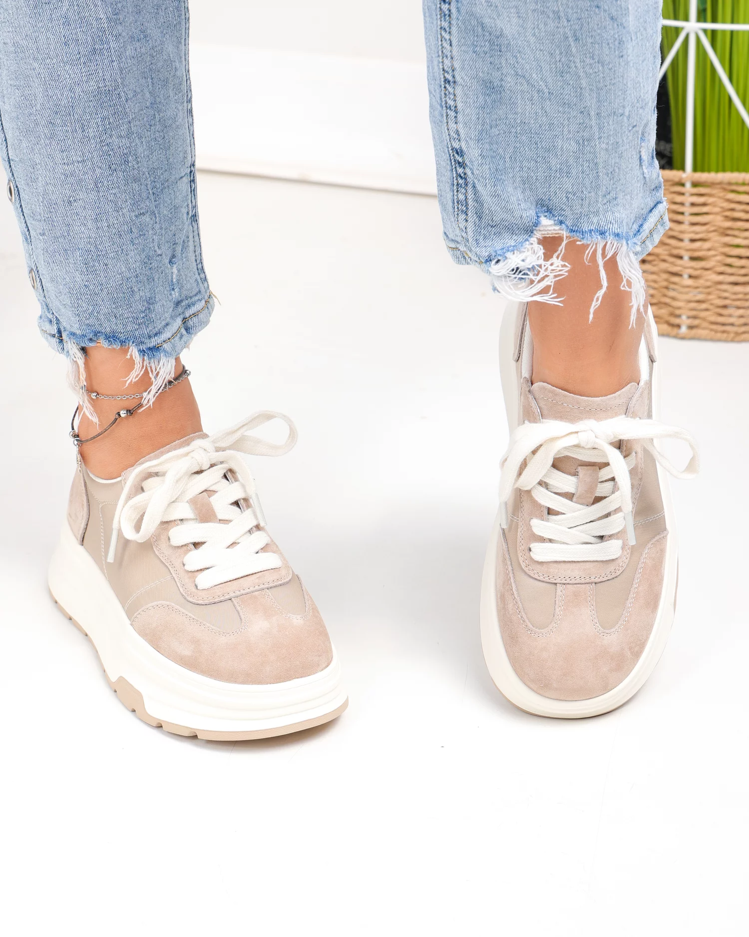 pantofi-casual-dama-piele-naturala-intoarsa-si-material-sintetic-bej-g10-a03-1-100543-2.webp