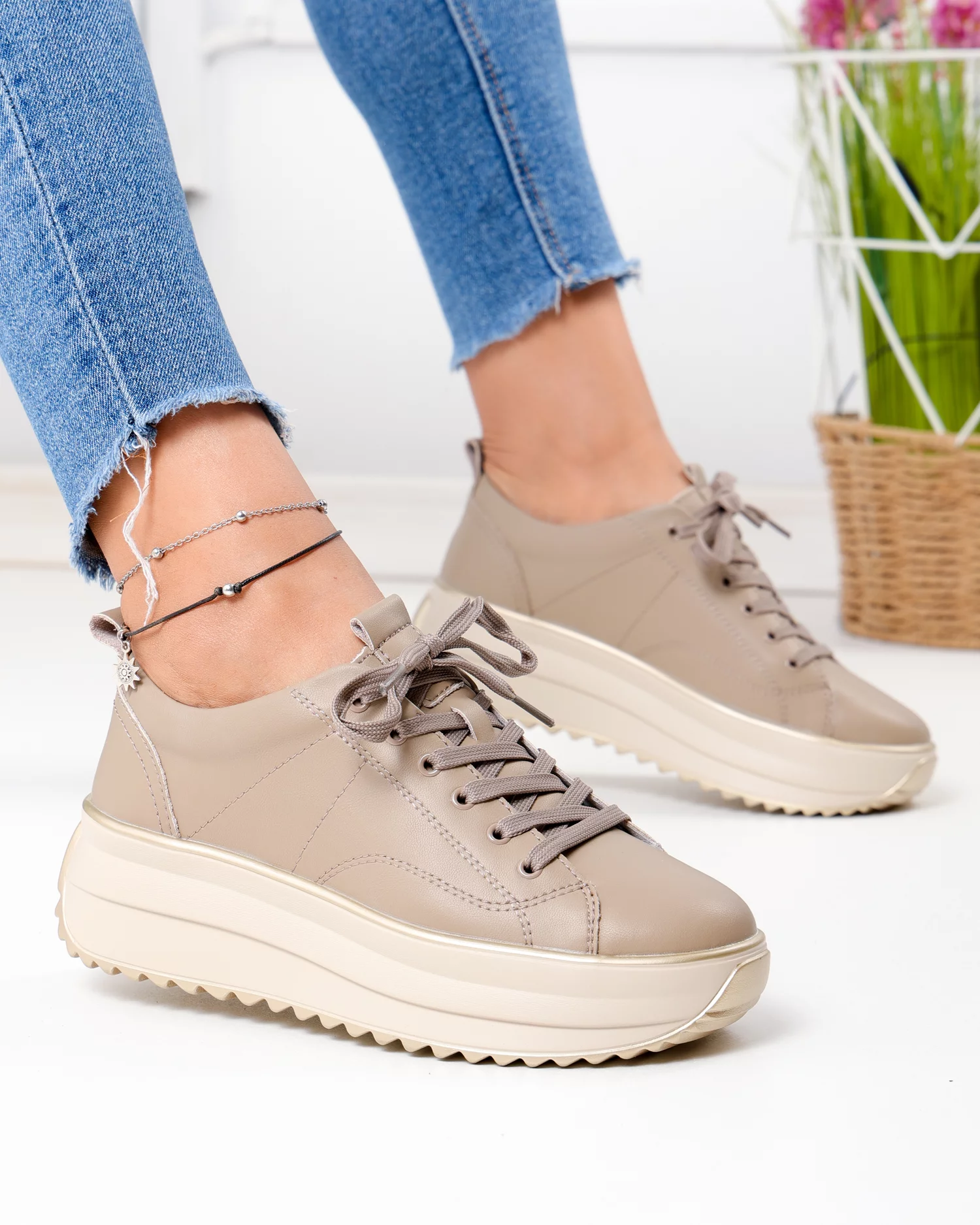 pantofi-casual-dama-piele-naturala-kaki-cu-talpa-groasa-si-inchidere-sireturi-f001-750-103891-2.webp
