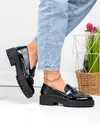 Pantofi casual dama piele naturala lacuita negri cu franjuri si accesoriu metalic PC855 6