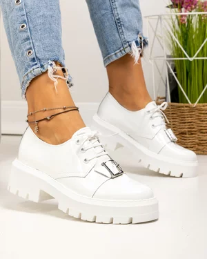 Pantofi casual dama piele naturala lucioasa albi PC820