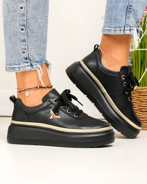 Pantofi casual dama piele naturala negri cu aplicatie metalica insecta si insertie aurie F002-353