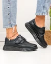 Pantofi casual dama piele naturala negri cu inchidere scai si varf rotund T6086 2