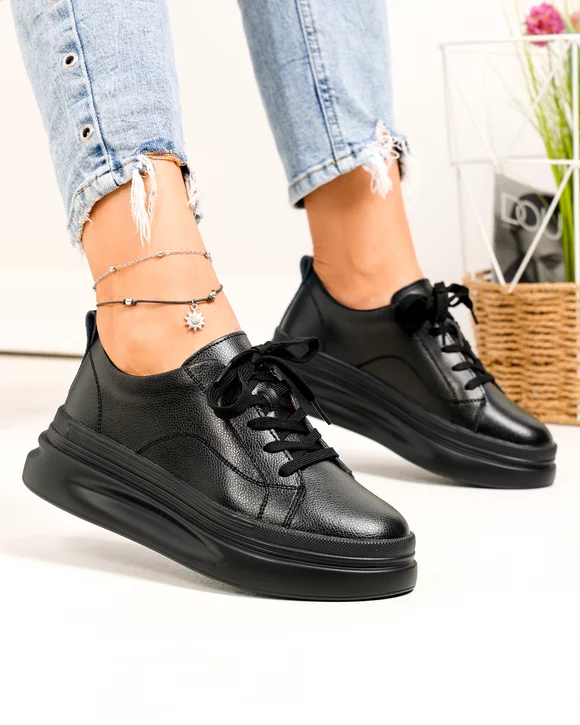 Pantofi casual dama piele naturala negri cu inchidere siret si cusatura decorativa AW2023-26