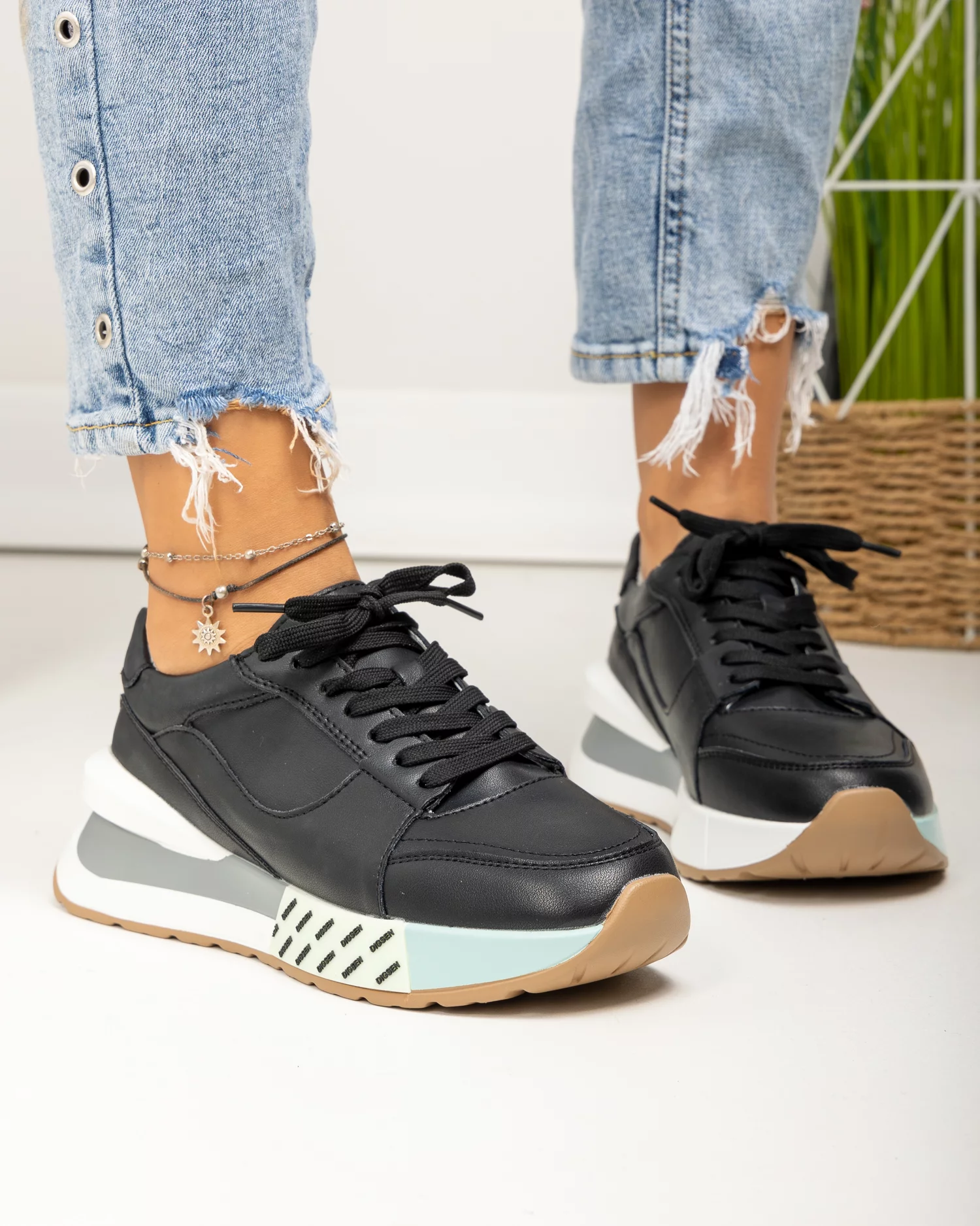 pantofi-casual-dama-piele-naturala-negri-cu-inchidere-sireturi-f001-770-81607-2.webp