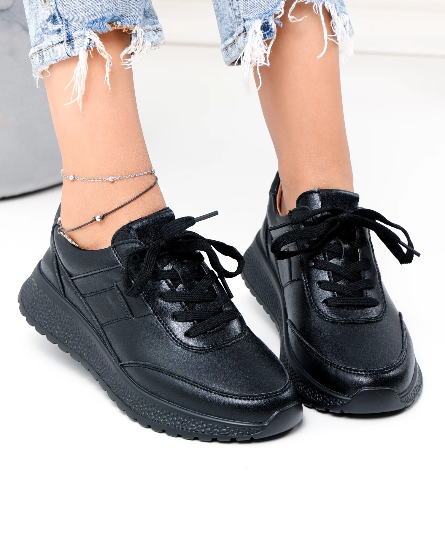 pantofi-casual-dama-piele-naturala-negri-cu-inchidere-sireturi-f001-973-103195-2.webp
