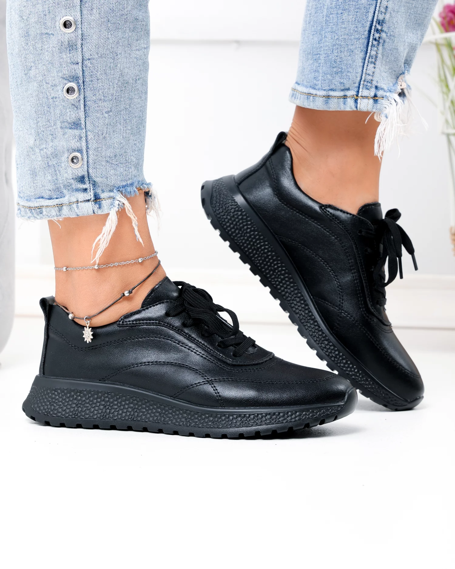 pantofi-casual-dama-piele-naturala-negri-cu-inchidere-sireturi-f001-977-103300-2.webp