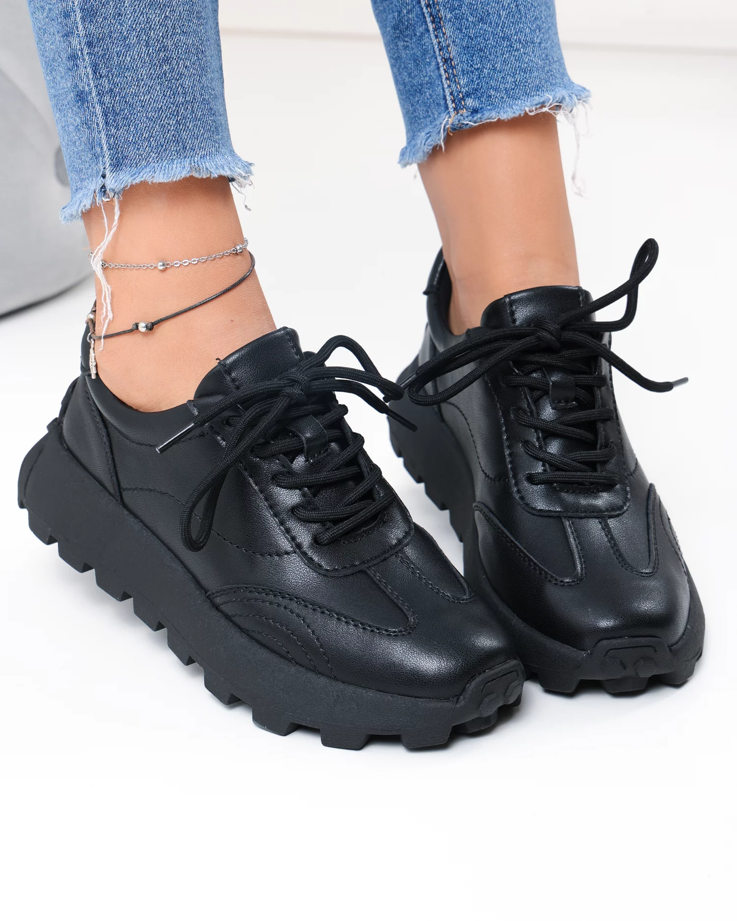 pantofi-casual-dama-piele-naturala-negri-cu-inchidere-sireturi-f002-661-103813-2.webp