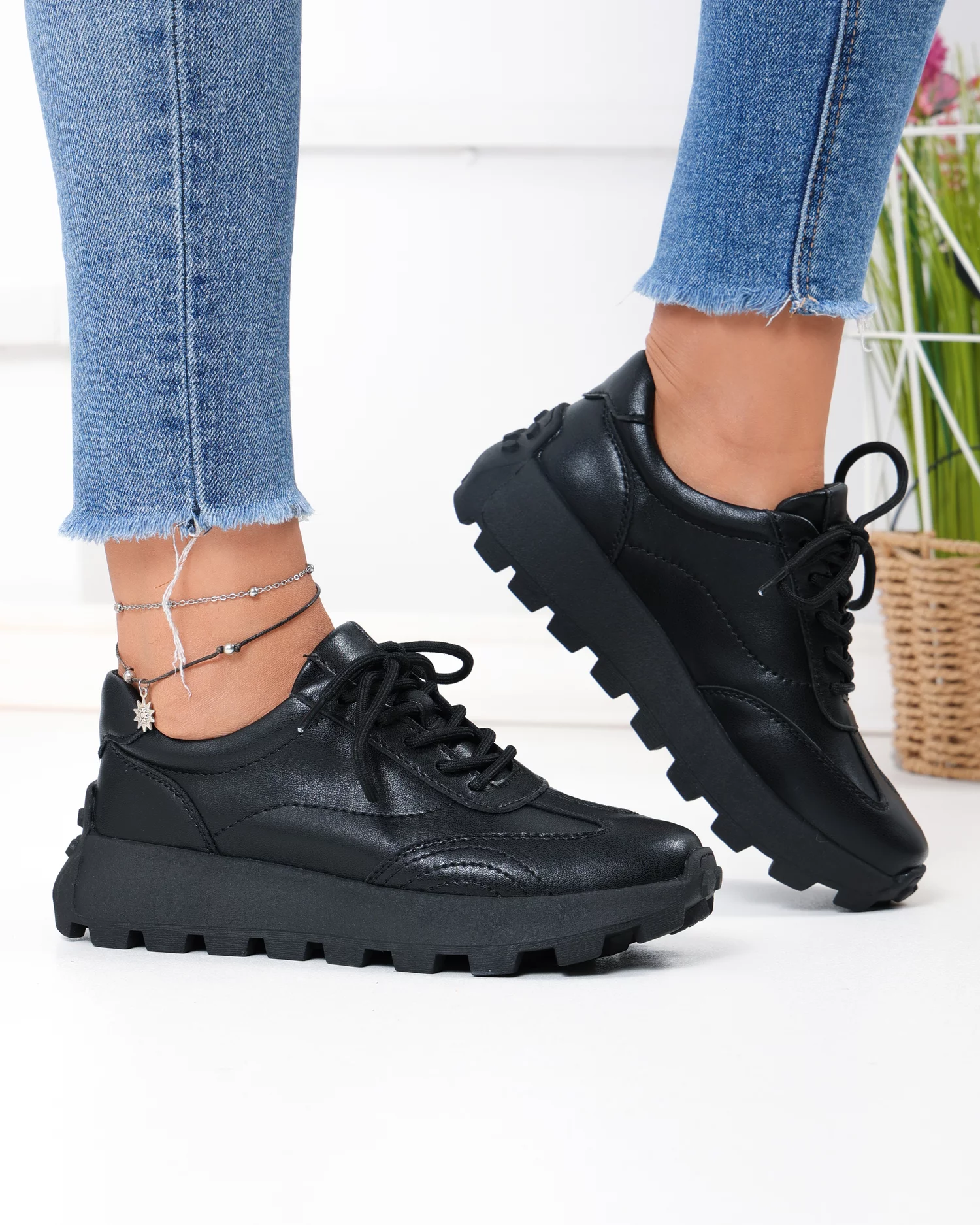 pantofi-casual-dama-piele-naturala-negri-cu-inchidere-sireturi-f002-661-103816-2.webp
