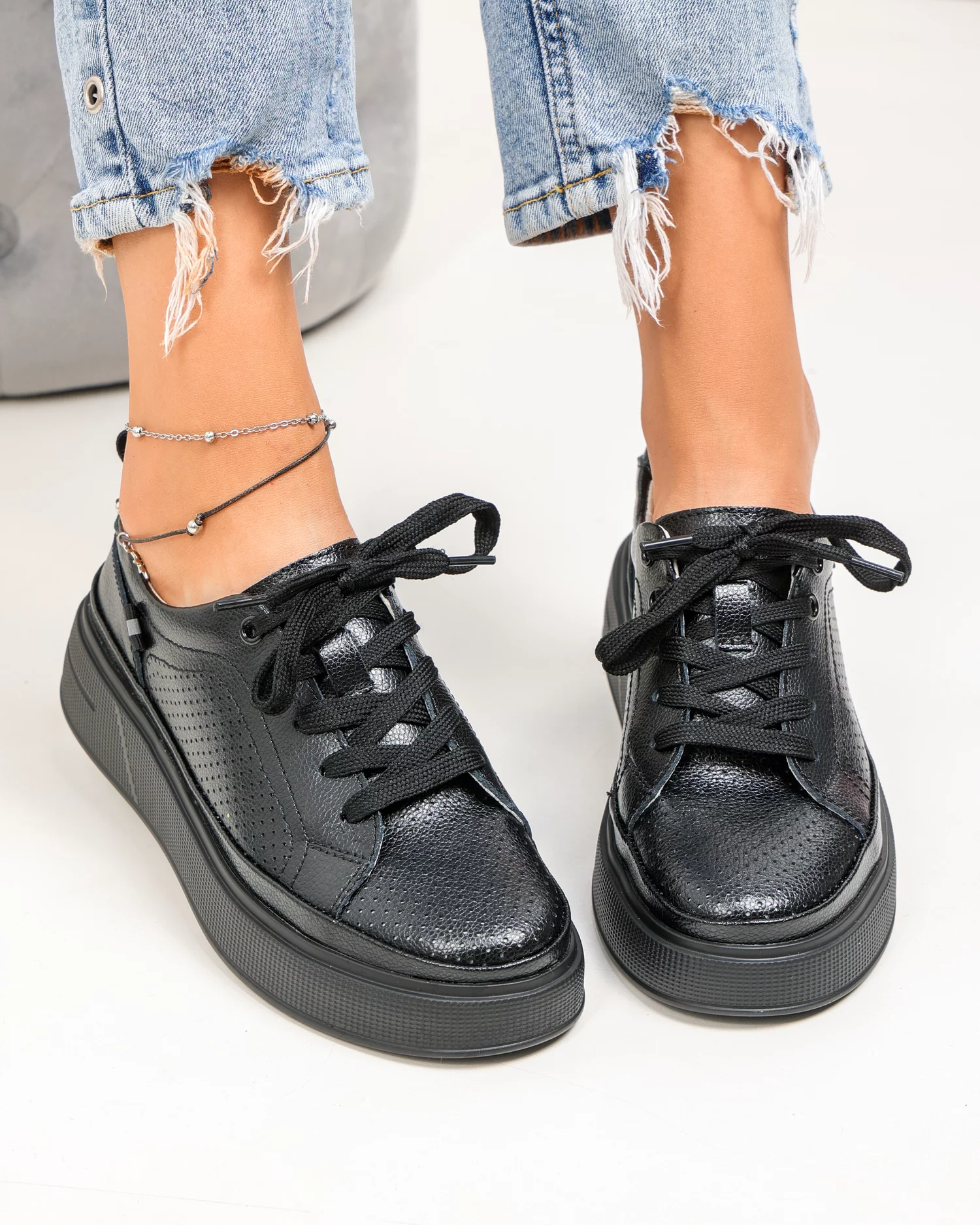 pantofi-casual-dama-piele-naturala-negri-cu-inchidere-sireturi-jy3285-97108-2.webp