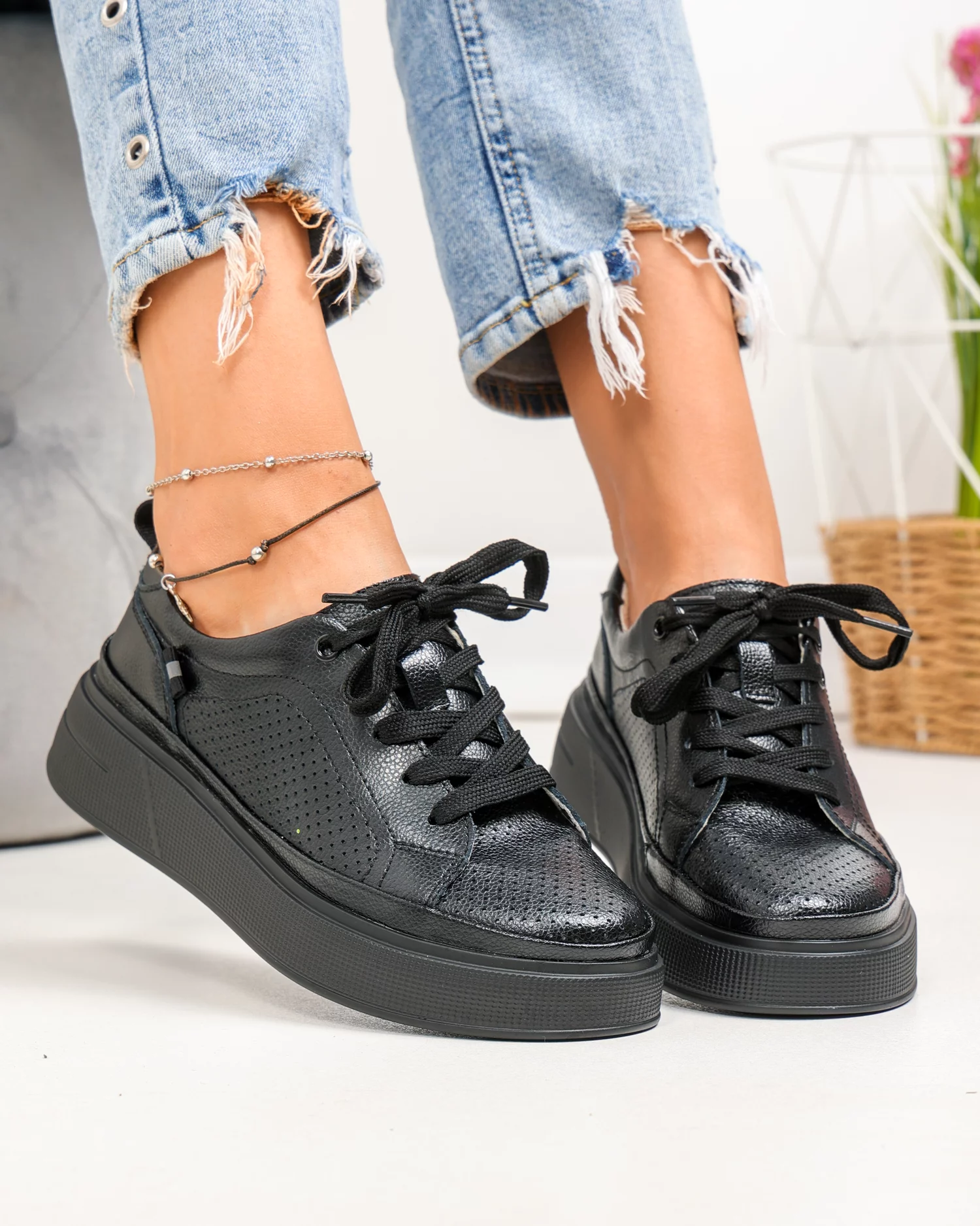 pantofi-casual-dama-piele-naturala-negri-cu-inchidere-sireturi-jy3285-97111-2.webp