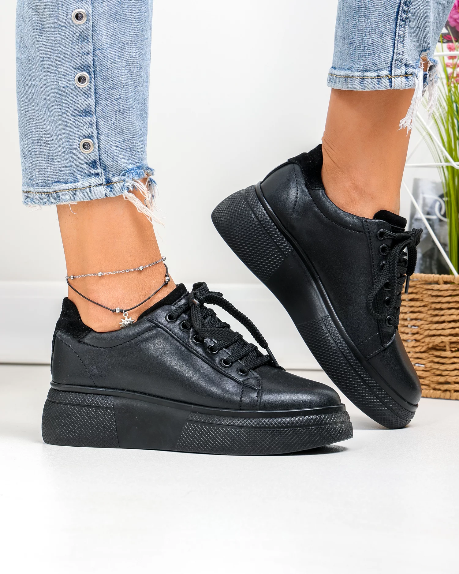 pantofi-casual-dama-piele-naturala-negri-cu-inchidere-sireturi-pc206-94981-2.webp