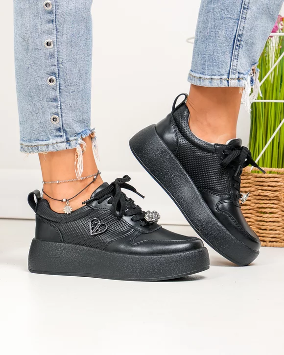 Pantofi casual dama piele naturala negri cu inchidere sireturi si aplicatii F002-452