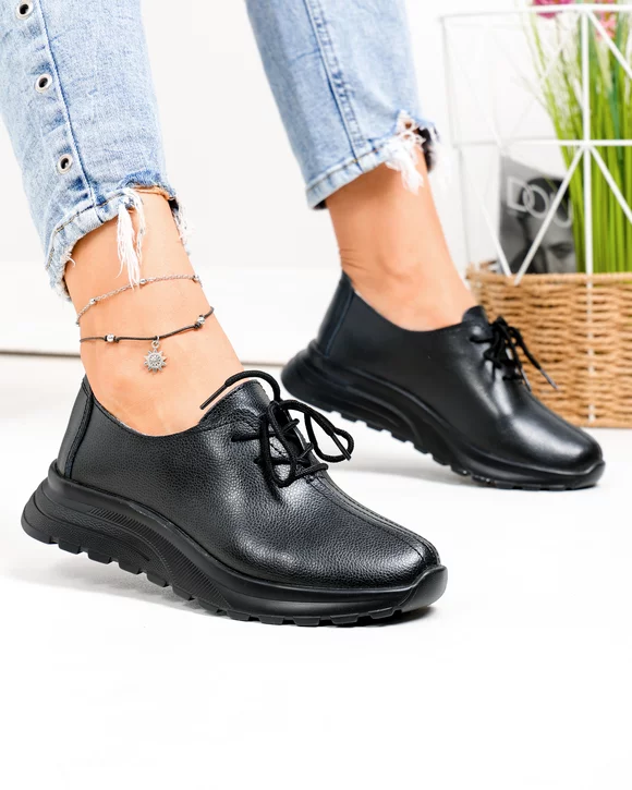 Pantofi casual dama piele naturala negri cu inchidere sireturi T-5931