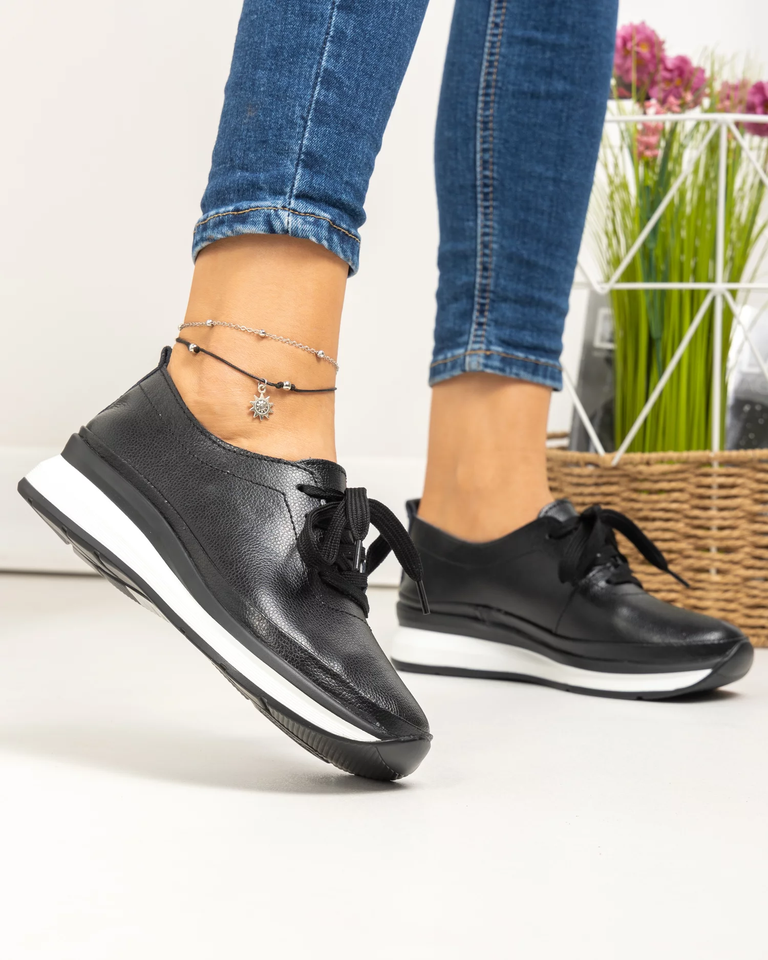 pantofi-casual-dama-piele-naturala-negri-cu-inchidere-sireturi-t-9001-86284-2.webp
