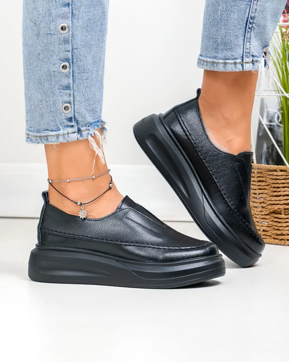 Pantofi casual dama piele naturala negri cu inchidere slip-on T6060