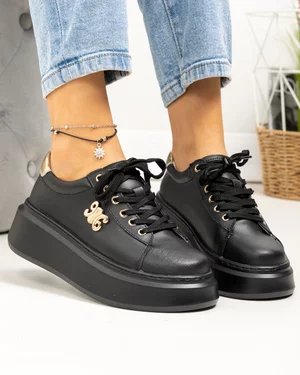 Pantofi casual dama piele naturala negri cu insertie aurie si aplicatie metalica T-8808