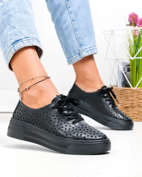 Pantofi casual dama piele naturala negri cu model perforat si inchidere sireturi JY3230