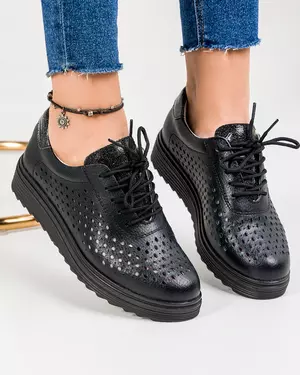 Pantofi casual dama piele naturala negri cu perforatii si inchidere sireturi T-3054