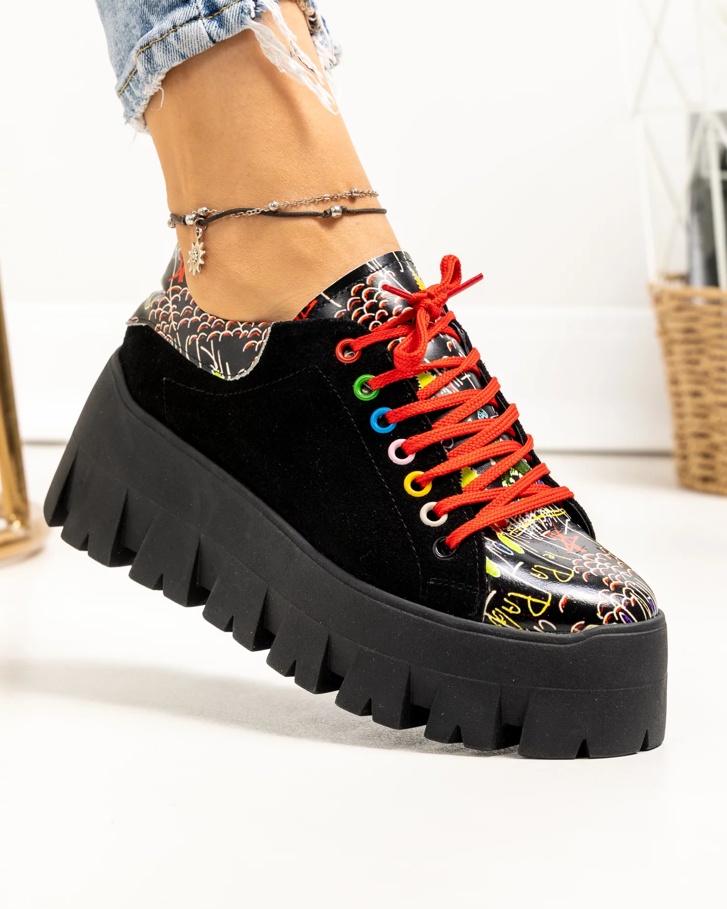 pantofi-casual-dama-piele-naturala-negri-cu-print-multicolor-pol277-84976-2.webp