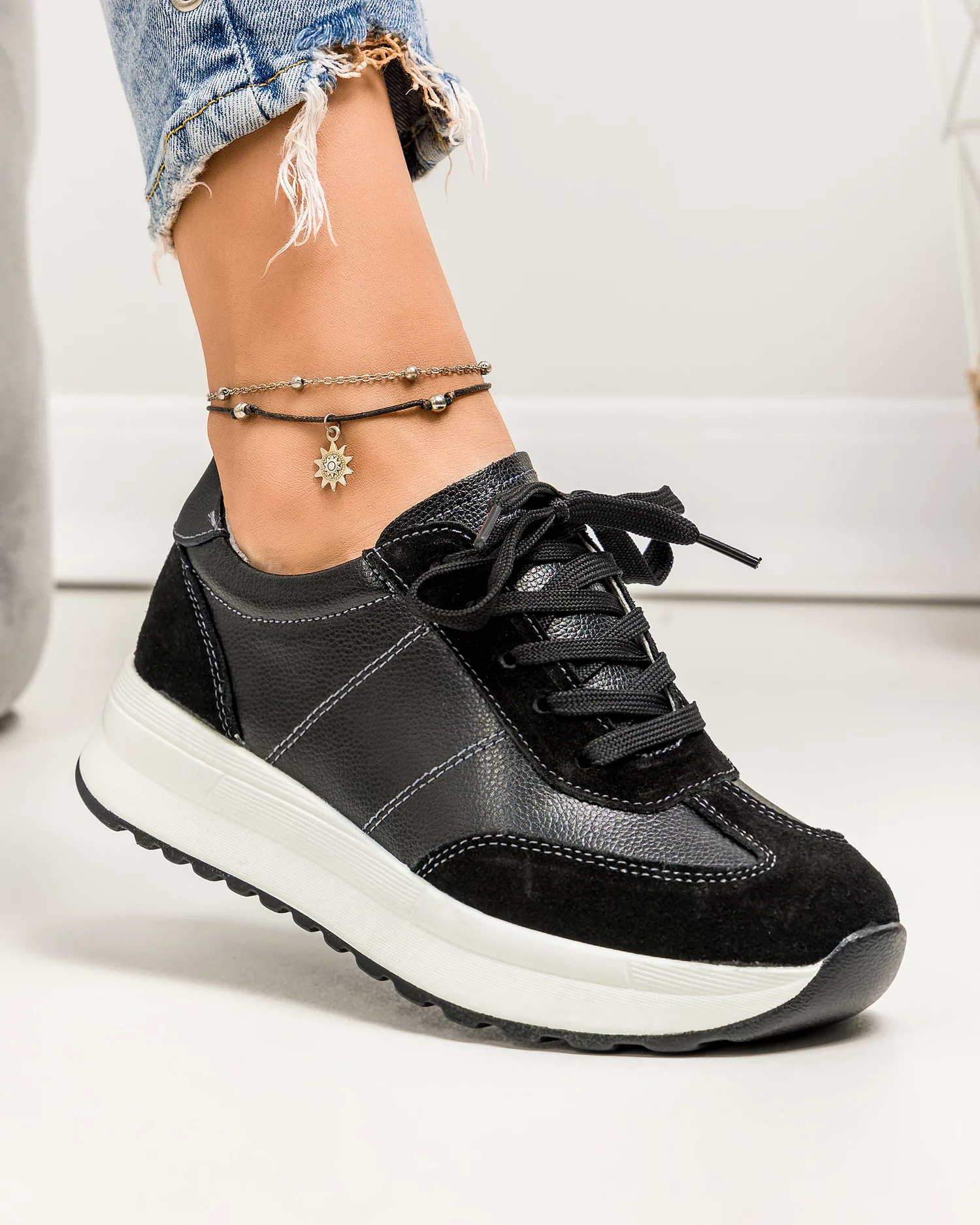pantofi-casual-dama-piele-naturala-negri-cu-sectiune-piele-intoarsa-si-inchidere-sireturi-jy5290-80635-2.webp