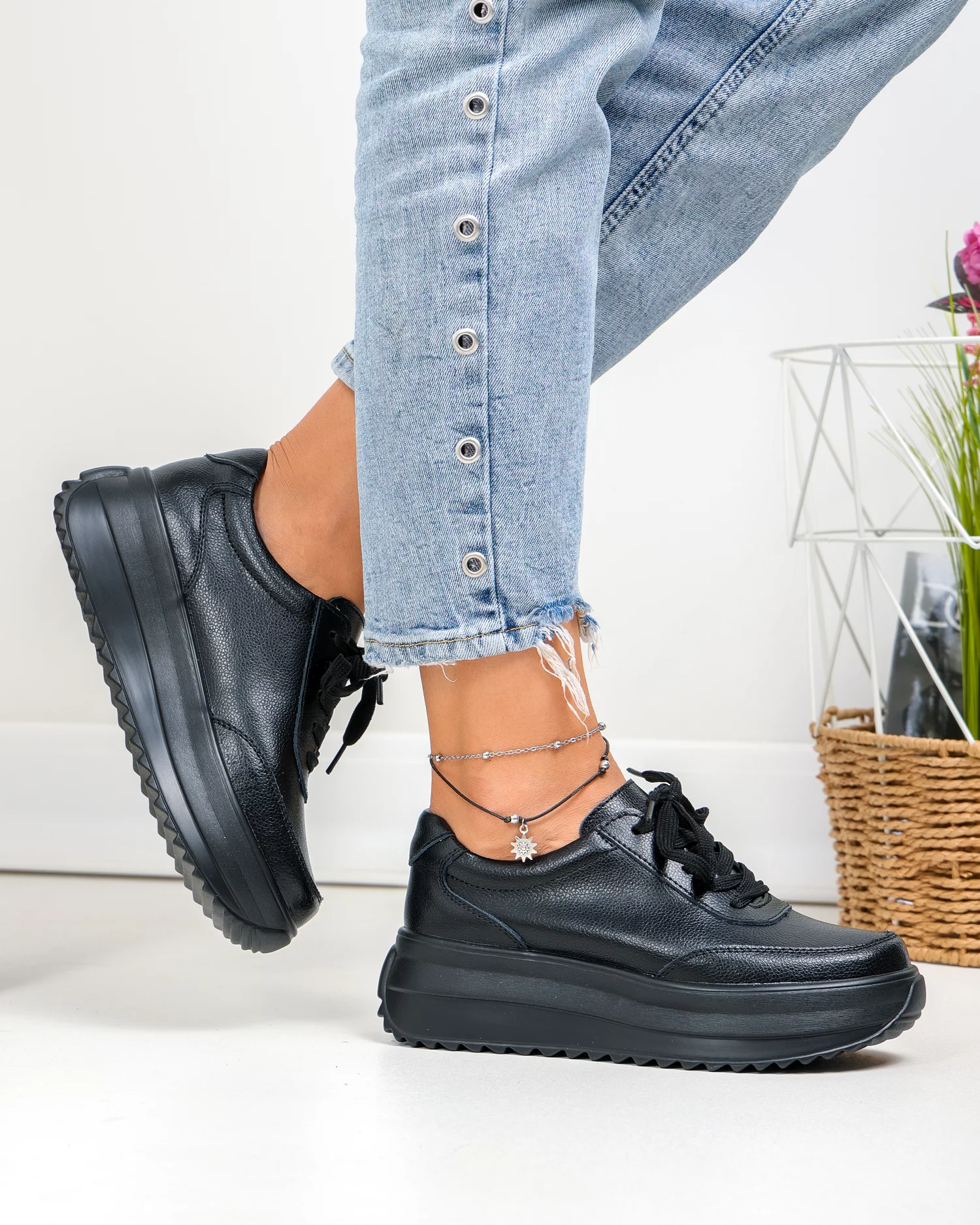 pantofi-casual-dama-piele-naturala-negri-cu-talpa-groasa-t6052-95230-2.webp