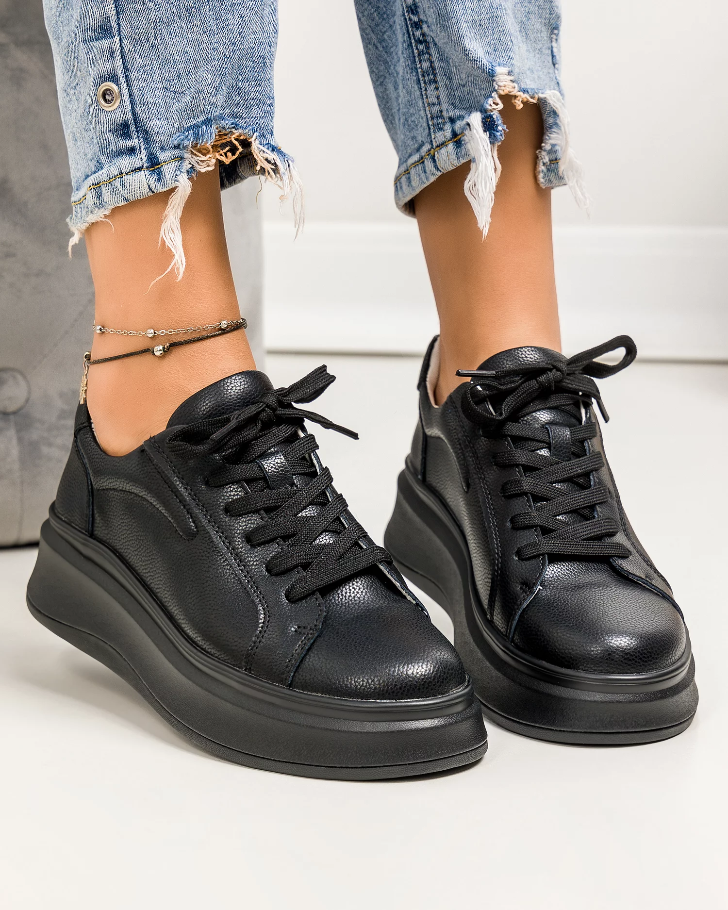 pantofi-casual-dama-piele-naturala-negri-cu-talpa-inalta-si-inchidere-sireturi-f002-286-80047-2.webp