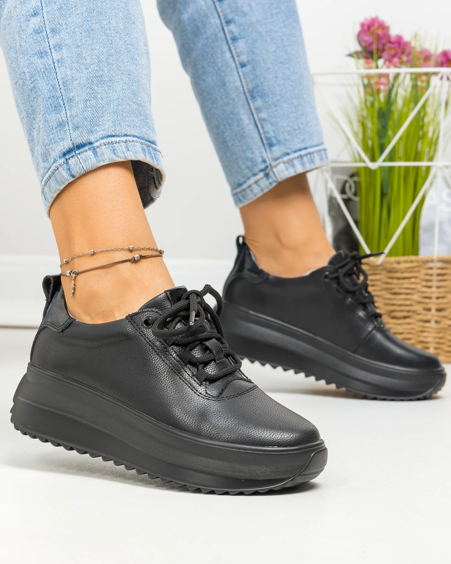 pantofi-casual-dama-piele-naturala-negri-cu-varf-rotund-f002-290-84124-2.webp