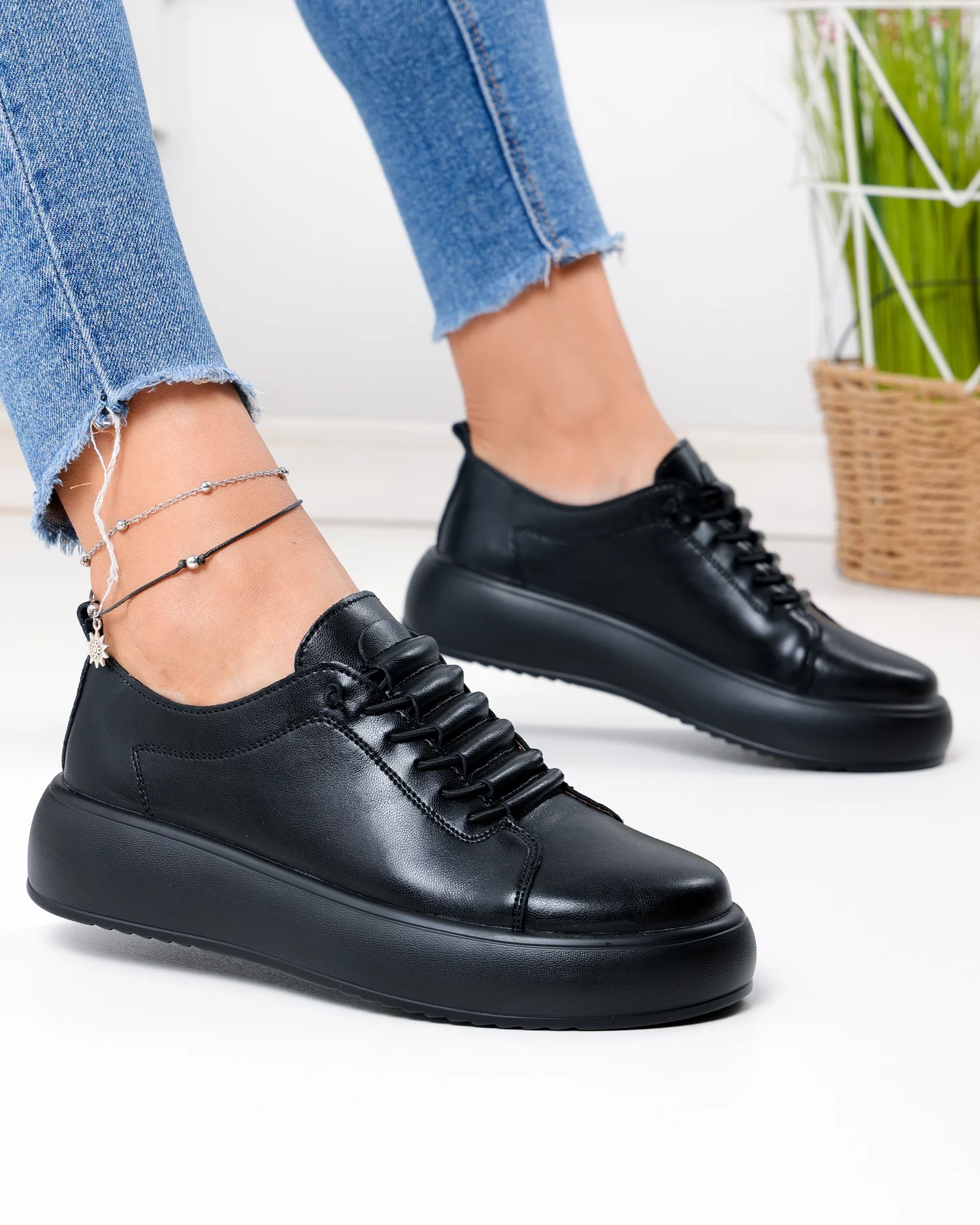 pantofi-casual-dama-piele-naturala-negri-cu-varf-rotund-f002-530-103927-2.webp