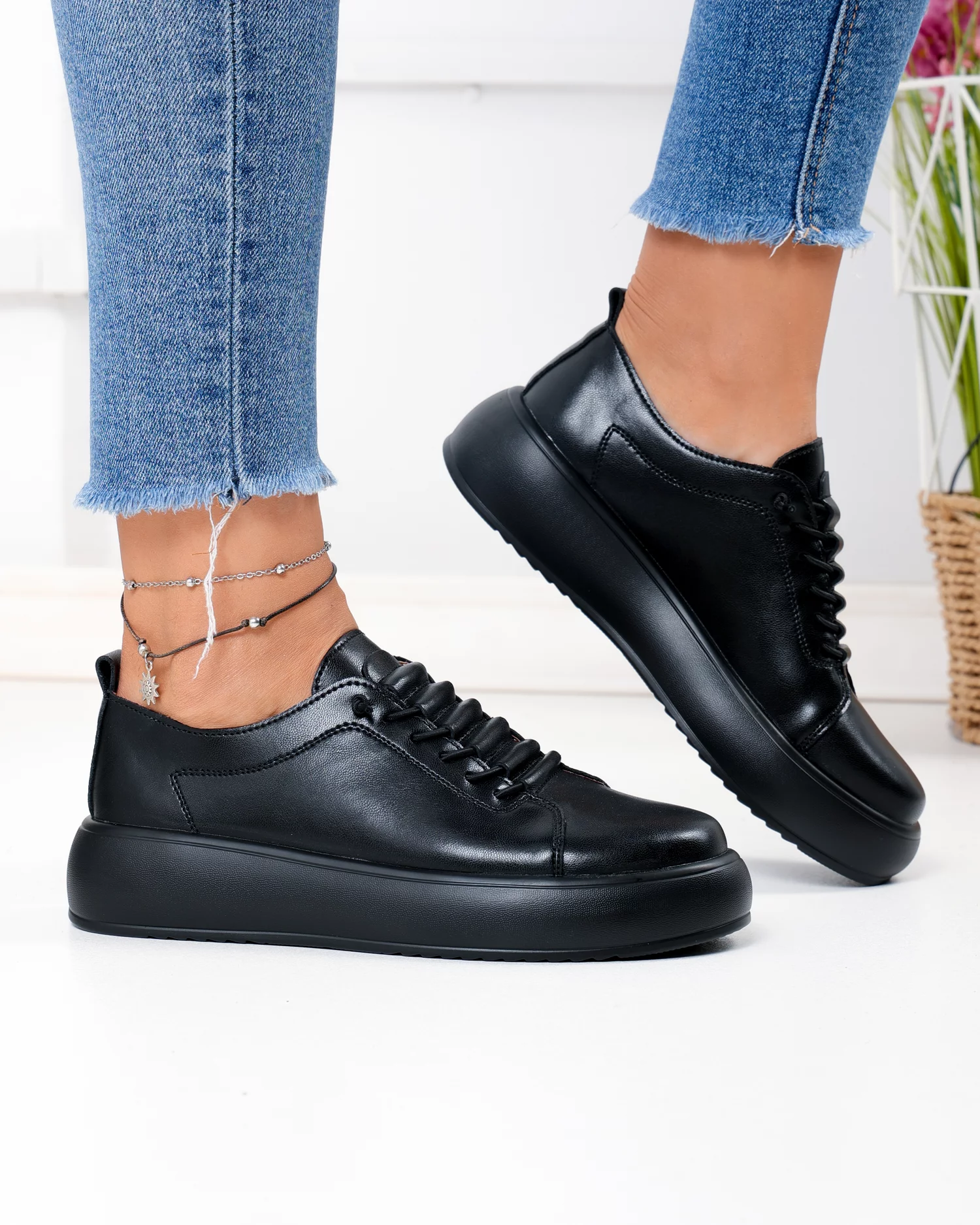 pantofi-casual-dama-piele-naturala-negri-cu-varf-rotund-f002-530-103936-2.webp