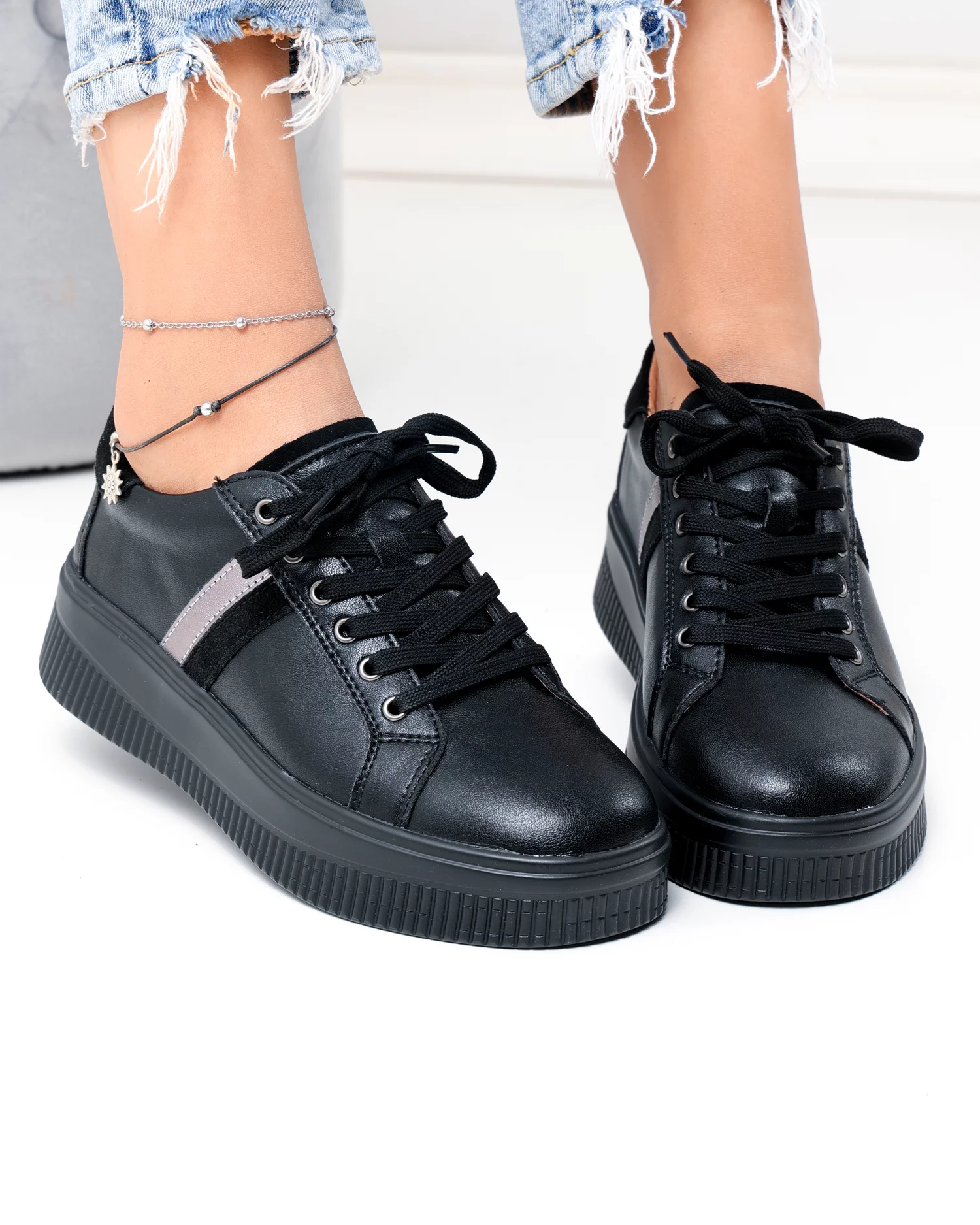 pantofi-casual-dama-piele-naturala-negri-cu-varf-rotund-si-inchidere-sireturi-f001-971-103549-2.webp