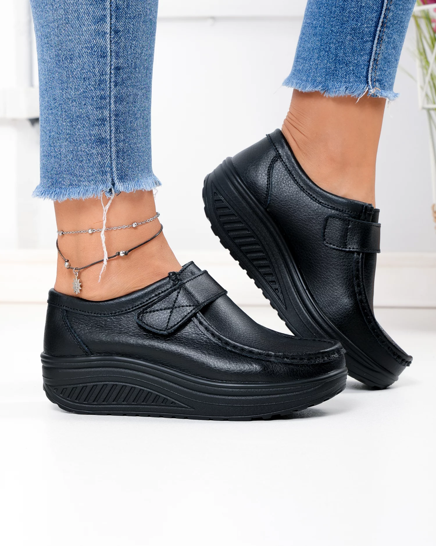 pantofi-casual-dama-piele-naturala-negri-cu-varf-rotund-si-talpa-groasa-pl-58-103744-2.webp