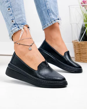 Pantofi casual dama piele naturala negri perforati cu talpa flexibila JY6701