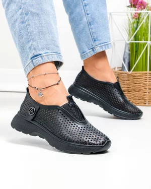Pantofi casual dama piele naturala negri perforati cu talpa flexibila T6041