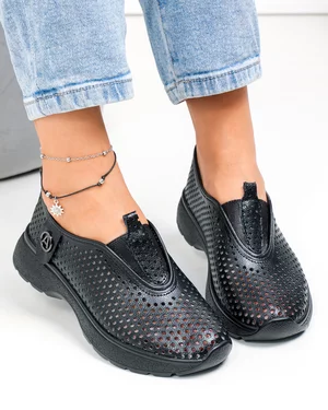 Pantofi casual dama piele naturala negri perforati cu talpa flexibila T6041