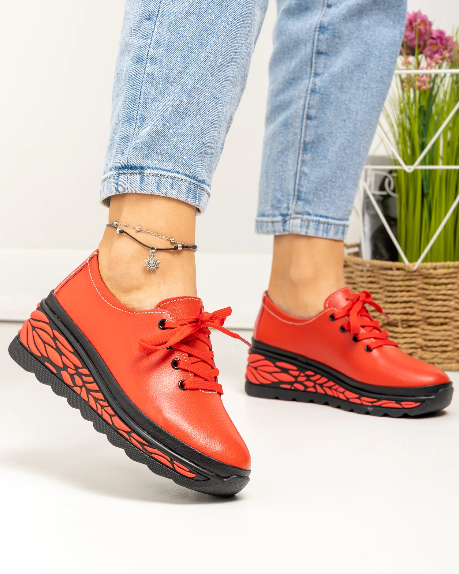 pantofi-casual-dama-piele-naturala-rosu-cu-negru-si-inchidere-sireturi-jy5096-85708-2.webp