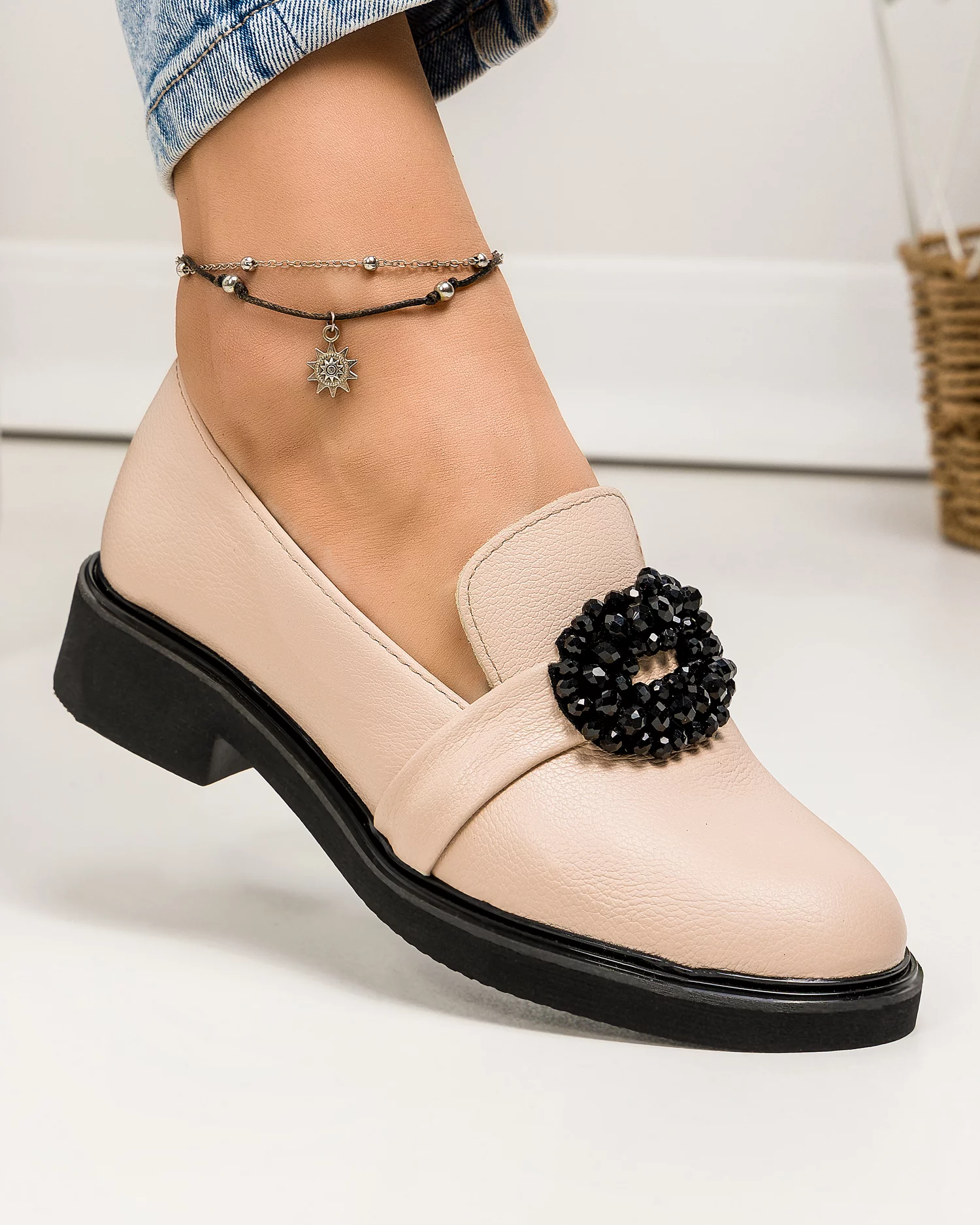 pantofi-casual-dama-piele-naturala-roz-pudra-cu-accesoriu-frontal-si-inchidere-slip-on-pc823-2-69061-2.webp