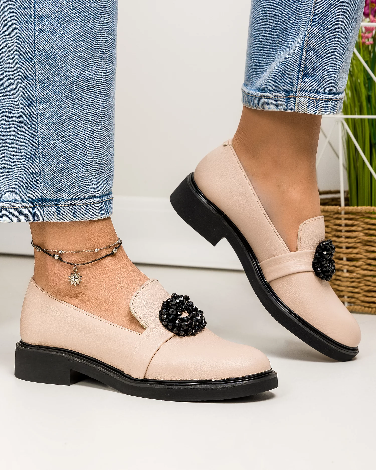 pantofi-casual-dama-piele-naturala-roz-pudra-cu-accesoriu-frontal-si-inchidere-slip-on-pc823-2-69067-2.webp