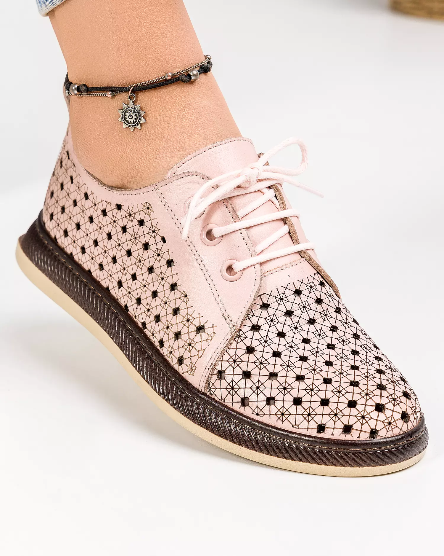 pantofi-casual-dama-piele-naturala-roz-pudra-cu-inchidere-sireturi-si-talpa-flexibila-ak990-51925-2.webp
