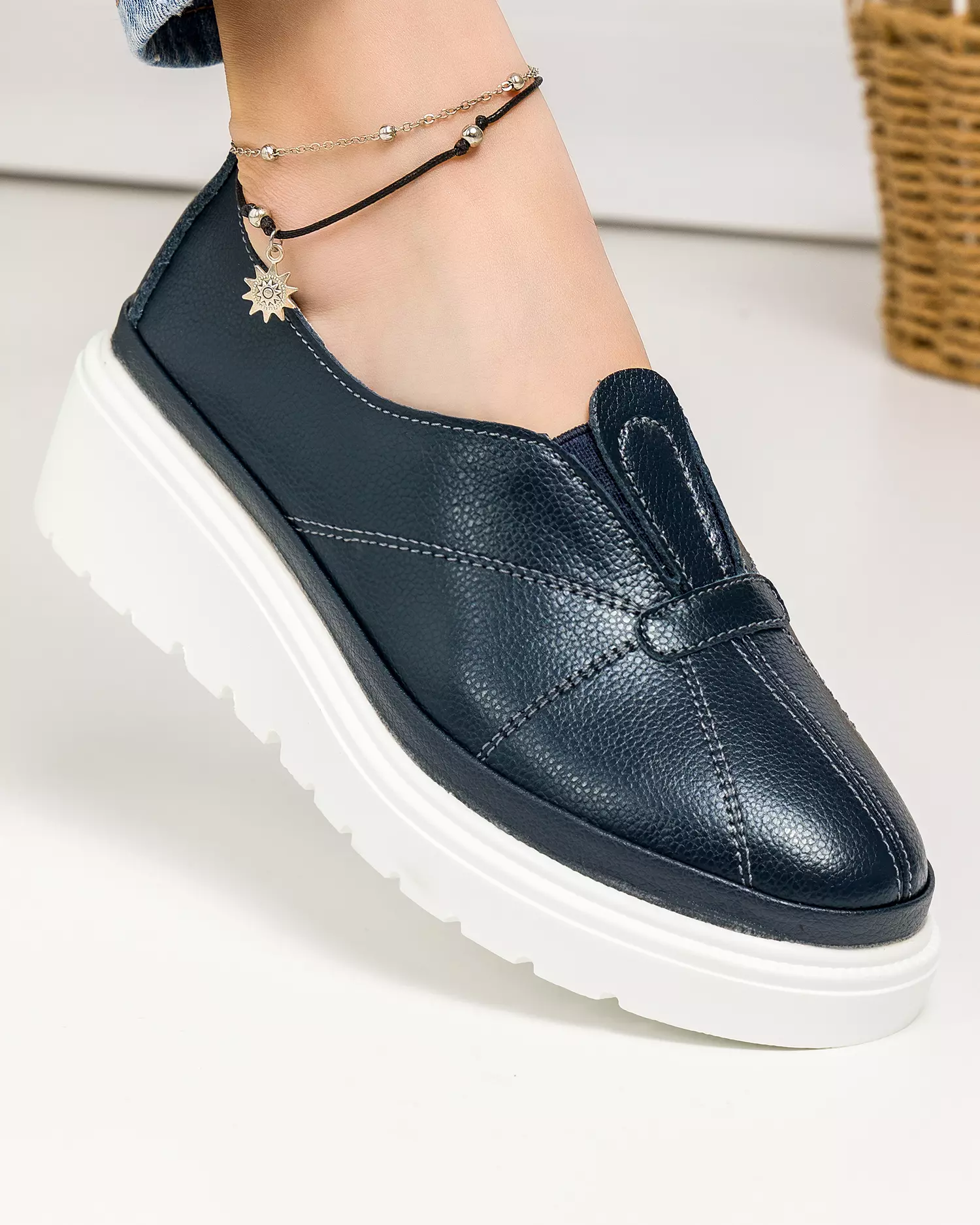 pantofi-casual-piele-naturala-bleumarin-cu-inchidere-slip-on-jy3371-63334-2.webp
