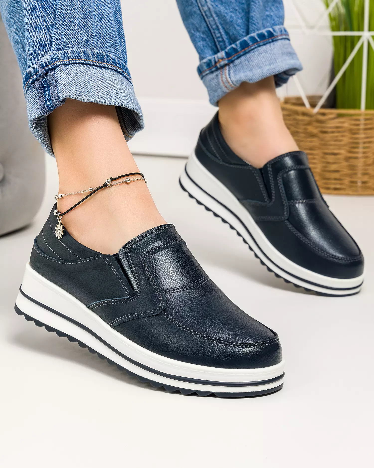 pantofi-casual-piele-naturala-bleumarin-cu-insertie-elastica-si-inchidere-slip-on-jy725-62695-2.webp