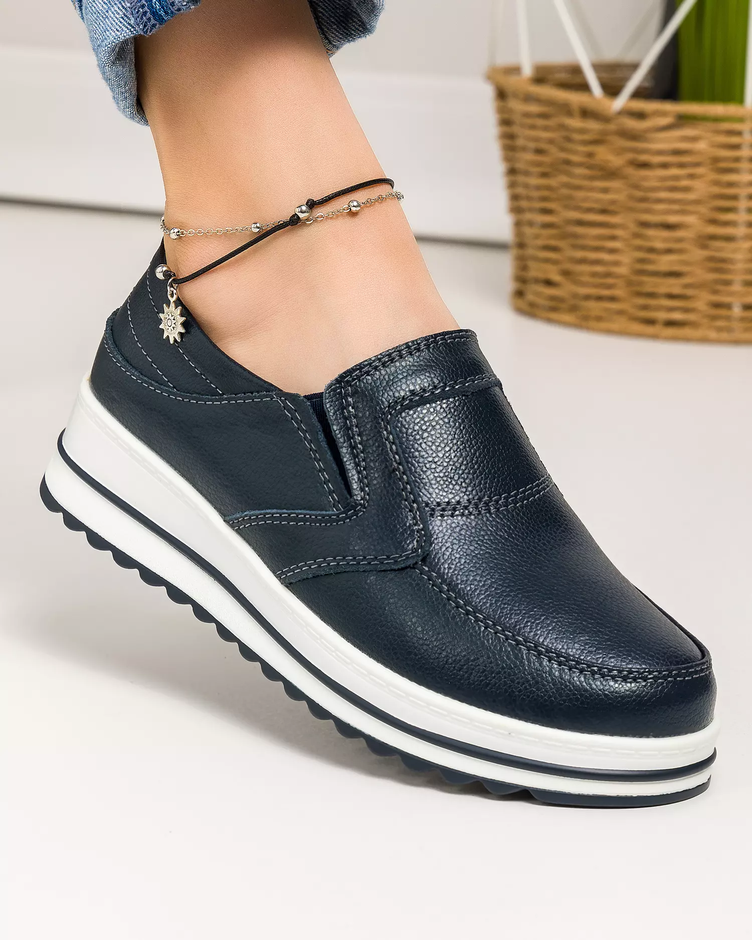 pantofi-casual-piele-naturala-bleumarin-cu-insertie-elastica-si-inchidere-slip-on-jy725-62698-2.webp