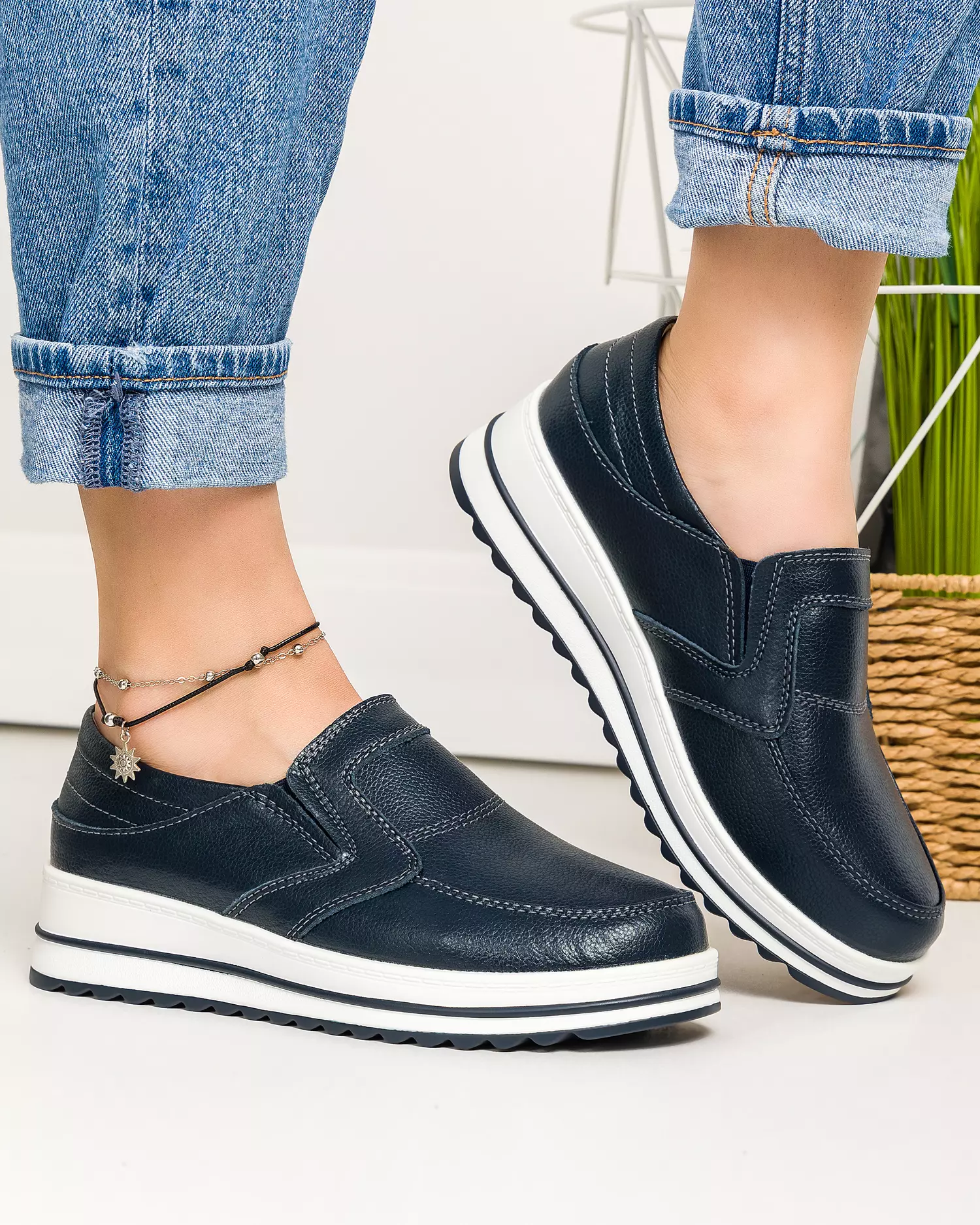 pantofi-casual-piele-naturala-bleumarin-cu-insertie-elastica-si-inchidere-slip-on-jy725-62704-2.webp