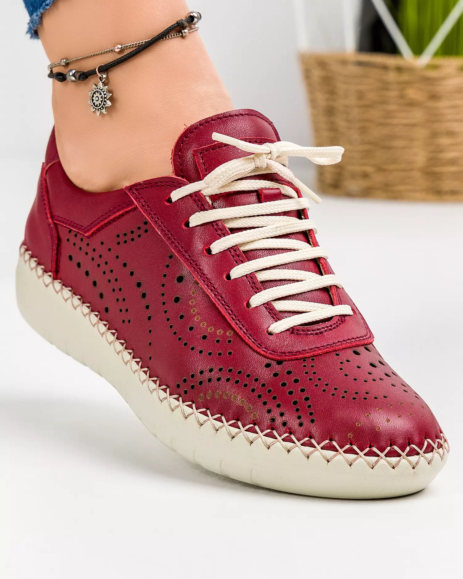 pantofi-casual-piele-naturala-bordo-perforati-cu-talpa-cusuta-evora167-48427-2.webp