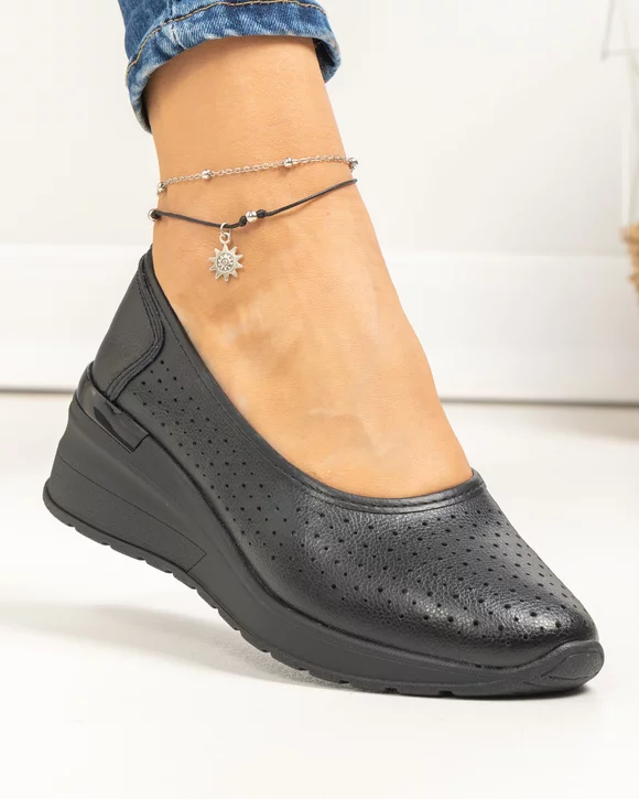 Pantofi Casual Piele Naturala Dama Peforati Negri AW402