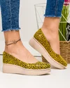 Pantofi casual piele naturala galbeni cu animal print si talpa tip platforma PC150 1