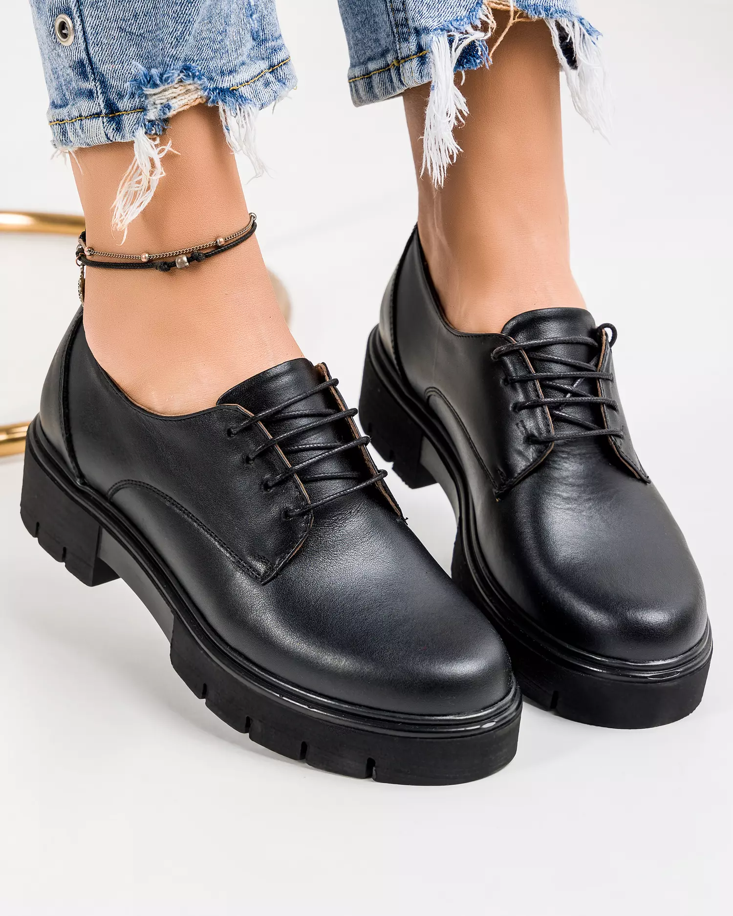 pantofi-casual-piele-naturala-negri-cu-inchidere-sireturi-diana108-50203-2.webp